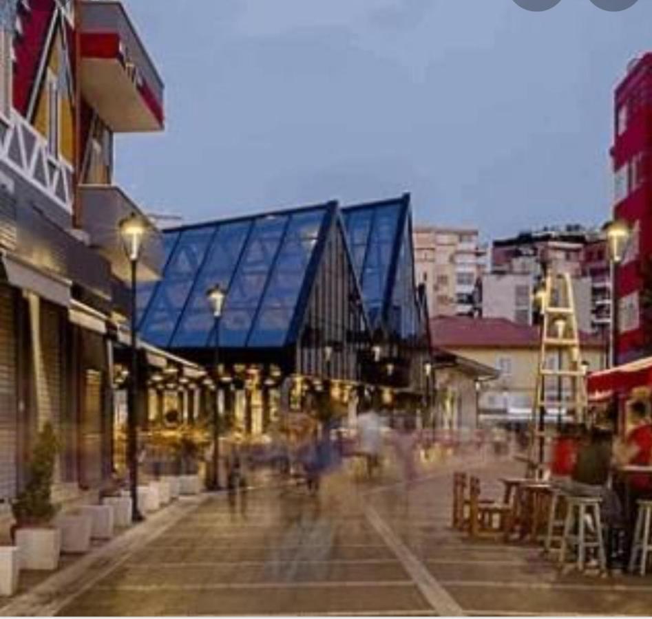 2A New Bazaar Apartment Tirana Buitenkant foto