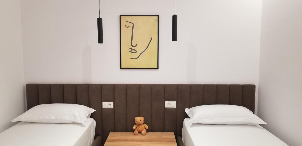 2A New Bazaar Apartment Tirana Buitenkant foto